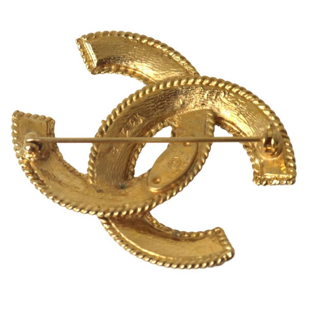 CHANEL Authentic Gold Logo Brooch - Picture 4 of 7